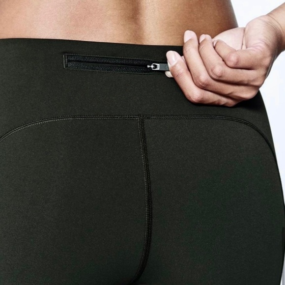 Lululemon Pace Rival Crop
Dark Olive, Camo - Picture 4 of 5